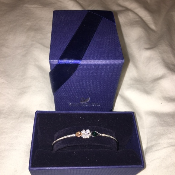 Swarovski bracelet, never worn